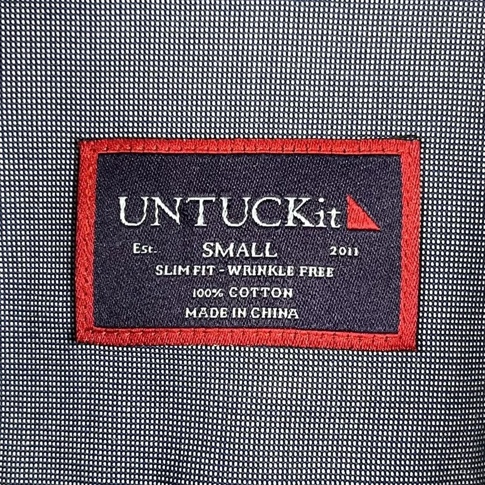 Untuckit Mens Slim Fit Grey Chambray Wrinkle Free Button Down Shirt Sz Small